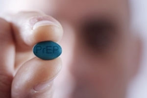 Blaue "PrEP" markierte Pille. Quelle: © Adobe Stock - Nito